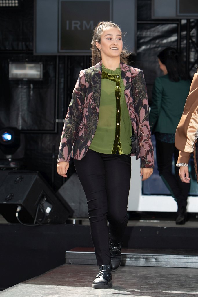 Modeshow 2018 A 164.jpg